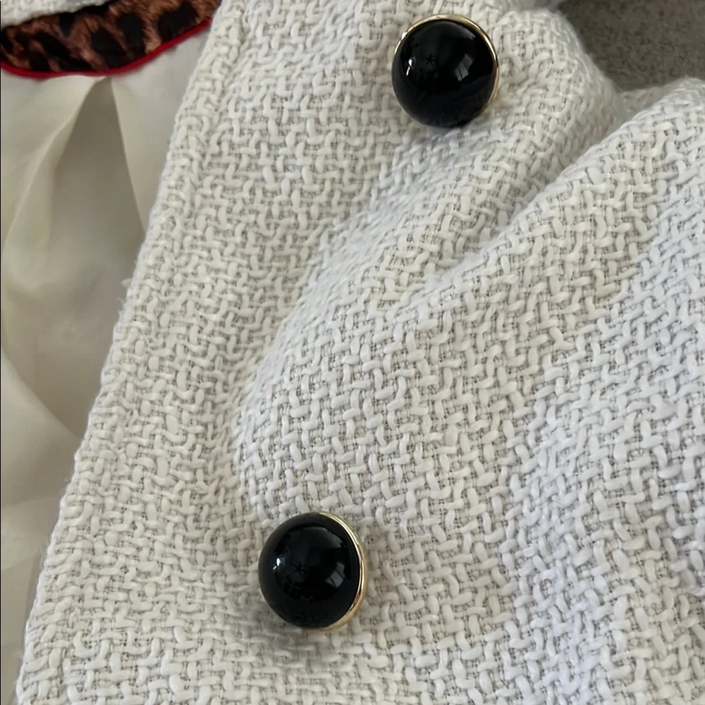 Steve Madden White Cape with Hood and Belt - Picture 9 of 9